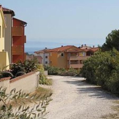 Apartments Angela Ližnjan Εξωτερικό φωτογραφία