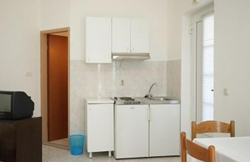 Apartments Angela Ližnjan Εξωτερικό φωτογραφία