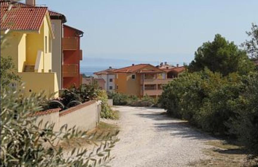 Apartments Angela Ližnjan Εξωτερικό φωτογραφία