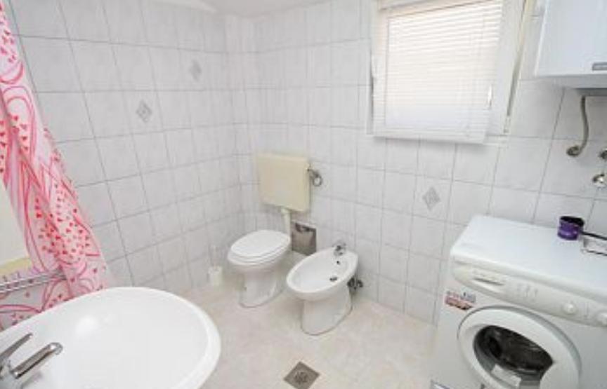 Apartments Angela Ližnjan Εξωτερικό φωτογραφία